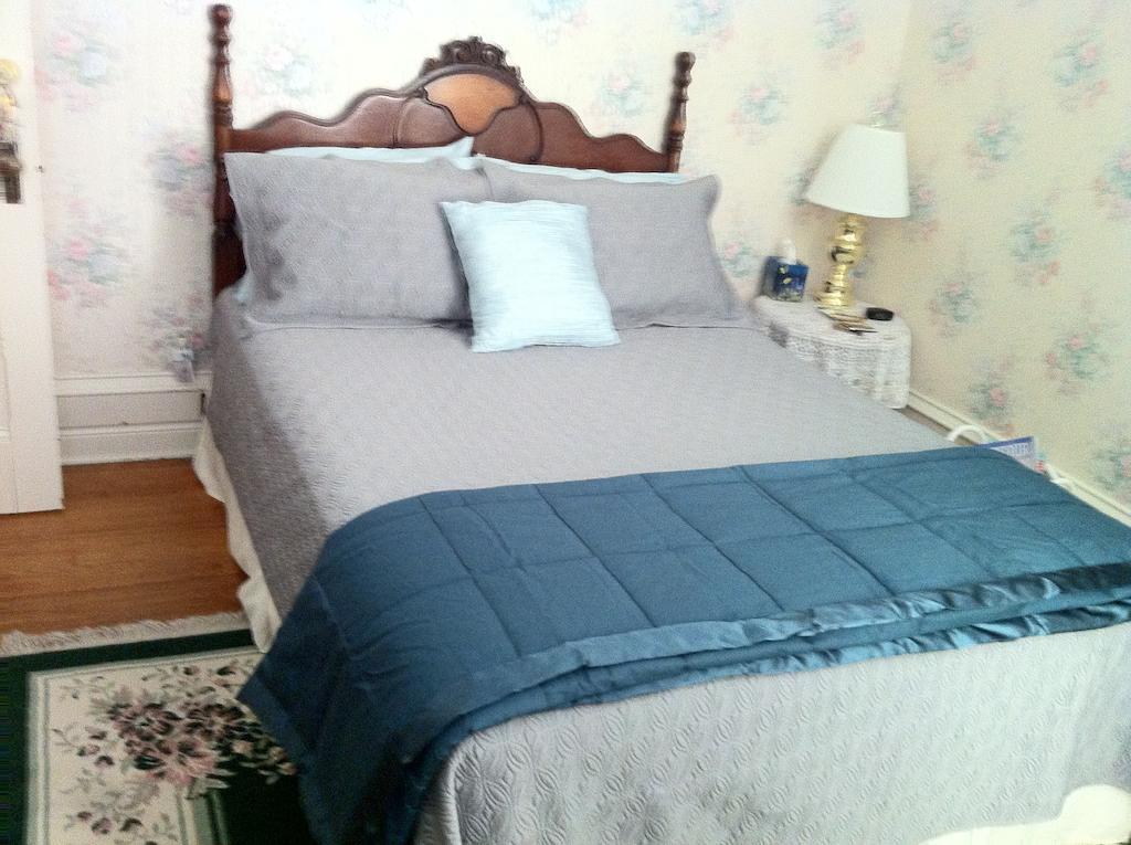 Grand Avenue Bed And Breakfast Carthage Exterior photo